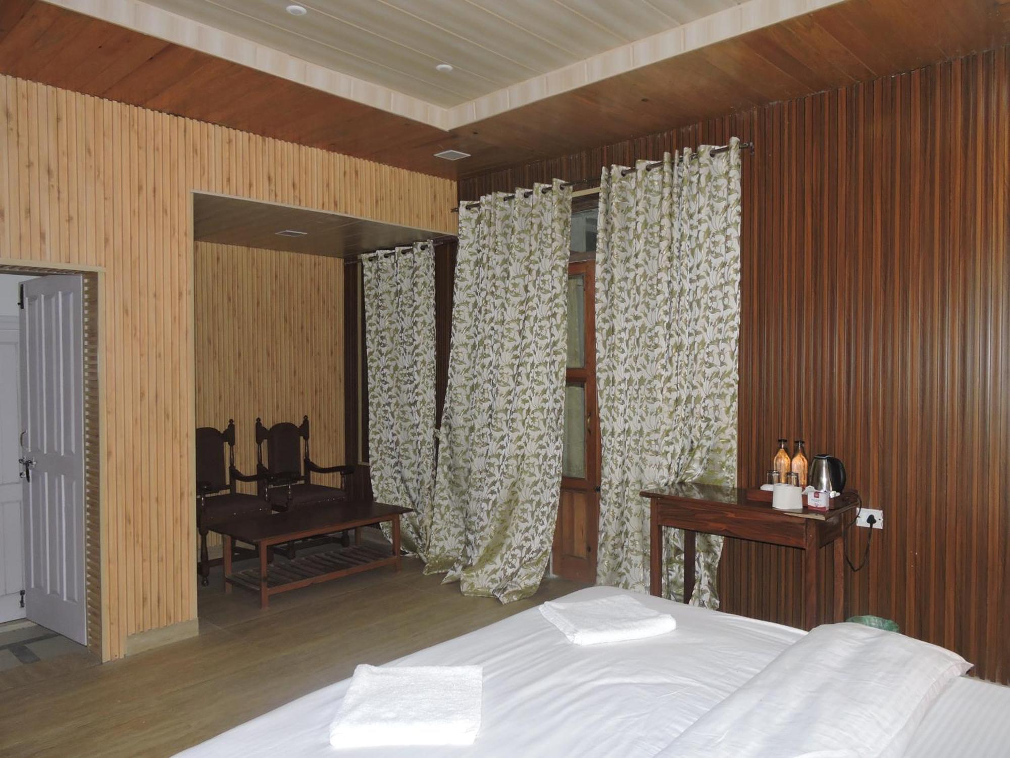 The Manora Woods - Private Hill Top, Gethiya, Nainital Ruang foto